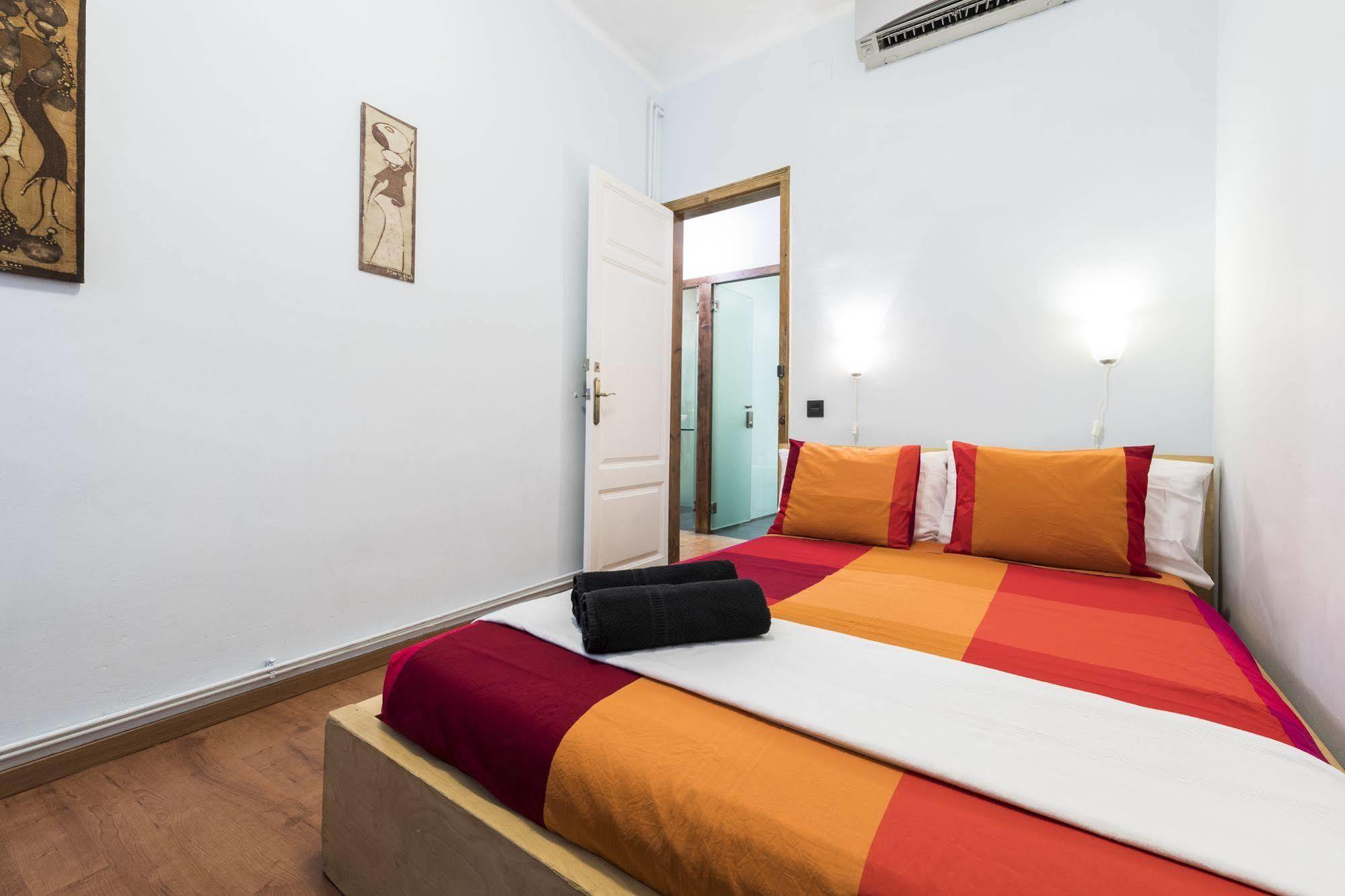 Vidre Home - Plaza Real Barselona Dış mekan fotoğraf